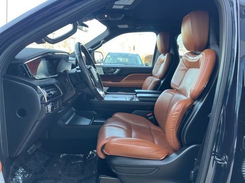 Used 2021 Lincoln Navigator L Reserve w/ Luxury Package image 26