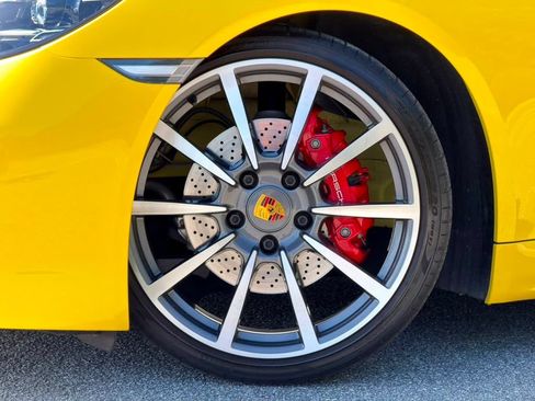 Certified 2019 Porsche 718 Boxster GTS RWD image 22