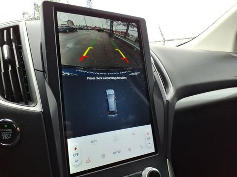 Certified 2024 Ford Edge SEL w/ Convenience Package image 18