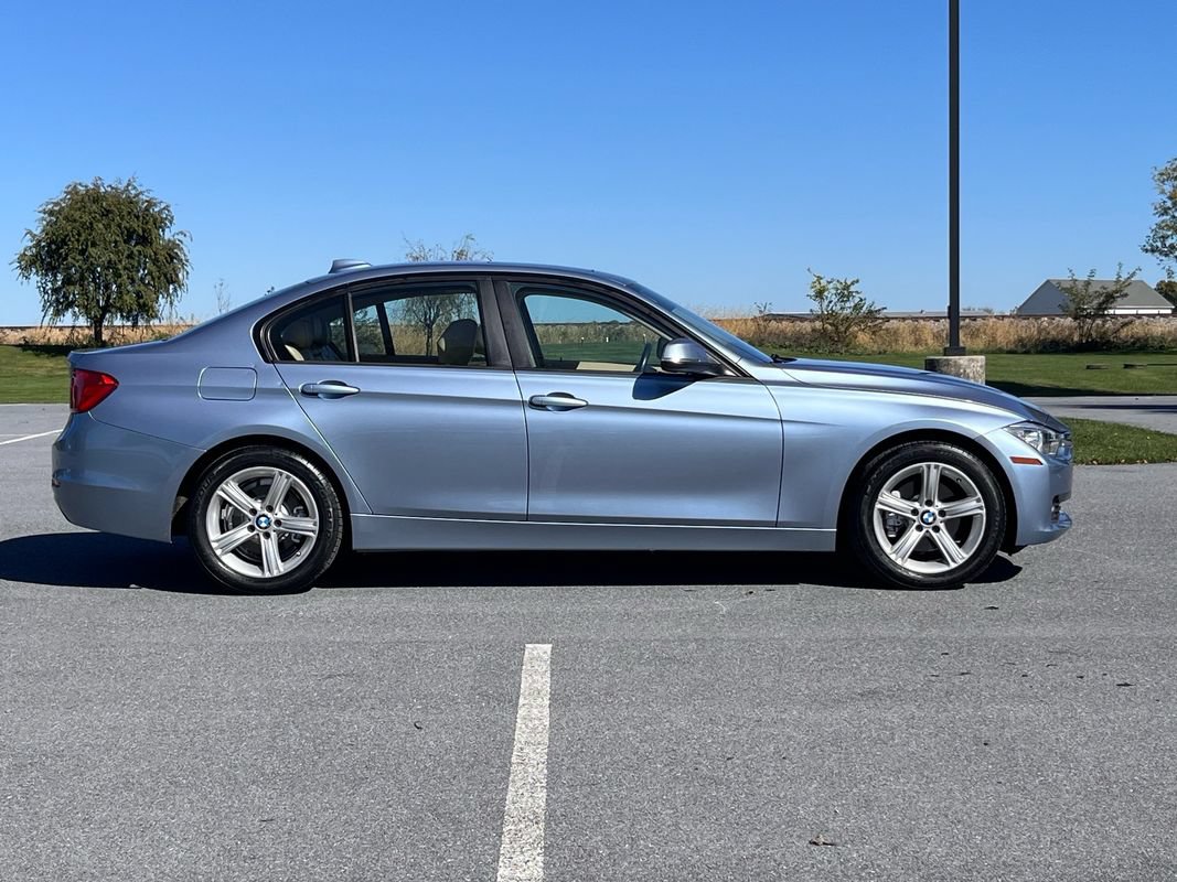 Used 2014 BMW 328i xDrive Sedan AWD/4WD image 8