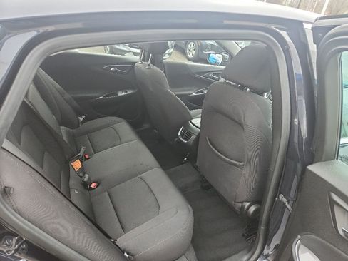 Used 2023 Chevrolet Malibu LT FWD image 12