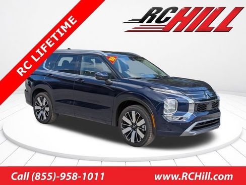 New 2026 Mitsubishi Outlander SEL FWD image 1