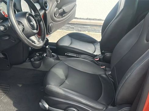 Used 2013 MINI Cooper Clubman FWD image 19