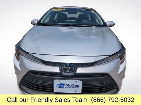 Used 2023 Toyota Corolla LE FWD image 10