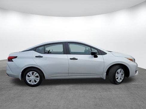 New 2025 Nissan Versa S w/ Trunk Package image 4