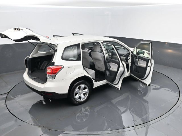 Used 2018 Subaru Forester 2.5i AWD/4WD image 26
