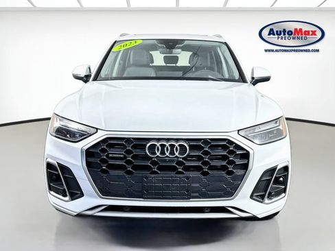 Used 2023 Audi Q5 2.0T Premium Plus w/ Premium Plus Package AWD/4WD image 2