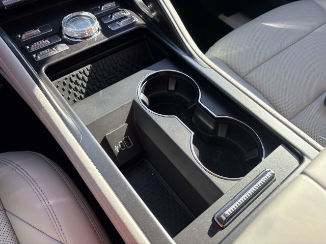 New 2026 Lincoln Nautilus Premier AWD/4WD image 28