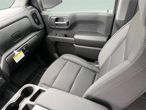 New 2026 Chevrolet Silverado 1500 Custom Trail Boss w/ Turbomax Blackout Package image 12