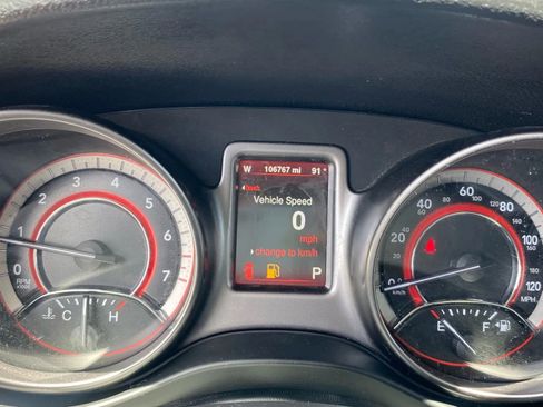 Used 2014 Dodge Journey Crossroad w/ Flexible Seating Group image 9