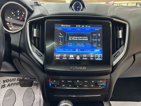 Used 2018 Maserati Ghibli image 29