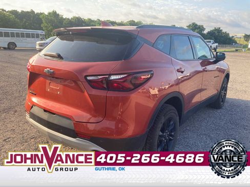 Used 2021 Chevrolet Blazer LT FWD image 7