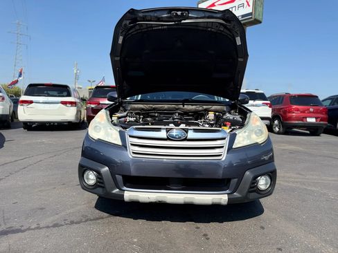 Used 2014 Subaru Outback 2.5i Limited w/ Moonroof Package AWD/4WD image 13