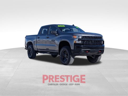 Used 2021 Chevrolet Silverado 1500 Custom Trail Boss w/ Safety Confidence Package AWD/4WD image 3