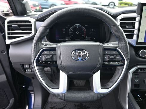 Used 2023 Toyota Tundra Platinum AWD/4WD image 25
