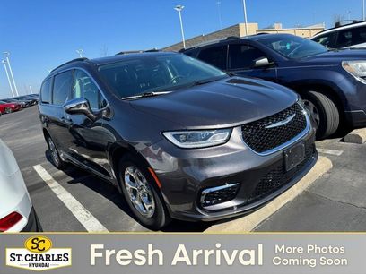 Used 2022 Chrysler Pacifica Limited