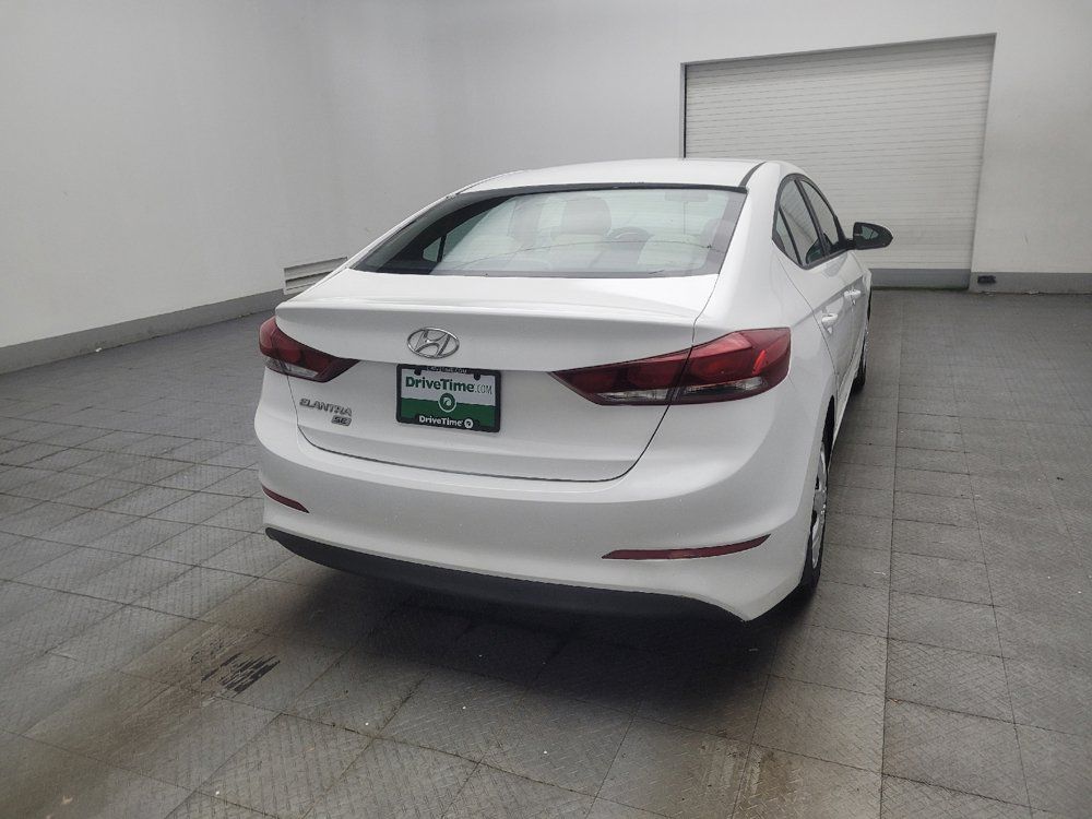 Used 2018 Hyundai Elantra SE FWD image 9