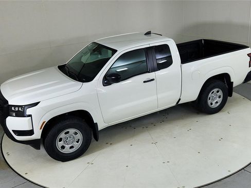 New 2026 Nissan Frontier S image 37