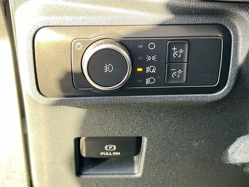 Used 2022 Ford Bronco Big Bend image 10