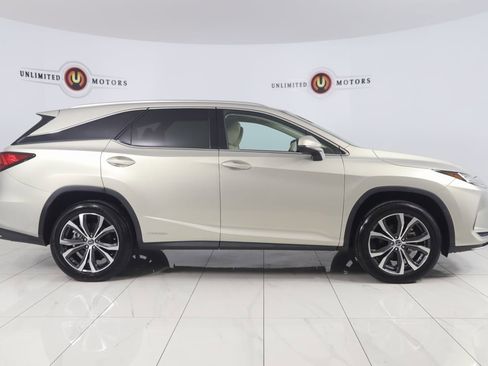 Used 2020 Lexus RX 450hL AWD w/ Premium Package image 2