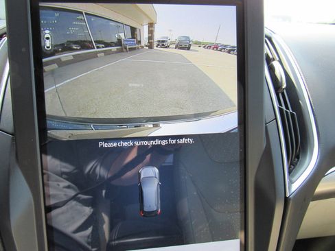 Used 2024 Ford Edge Titanium w/ Titanium Elite Package image 41