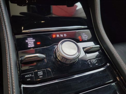 Used 2022 Jeep Grand Cherokee Summit AWD/4WD image 25