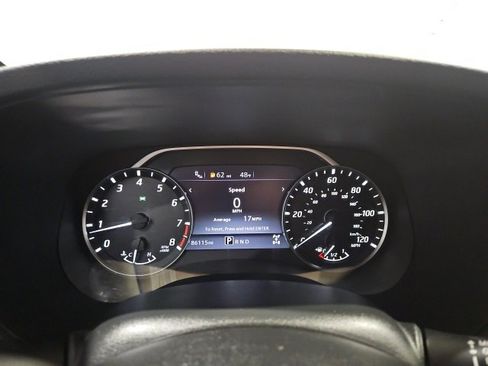 Used 2022 Nissan Frontier SV image 19