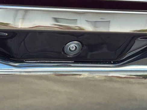 Used 2023 Ford F150 Lightning Platinum image 27