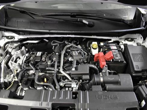 New 2026 Nissan Kicks SR w/ Cold Weather Package AWD/4WD image 34