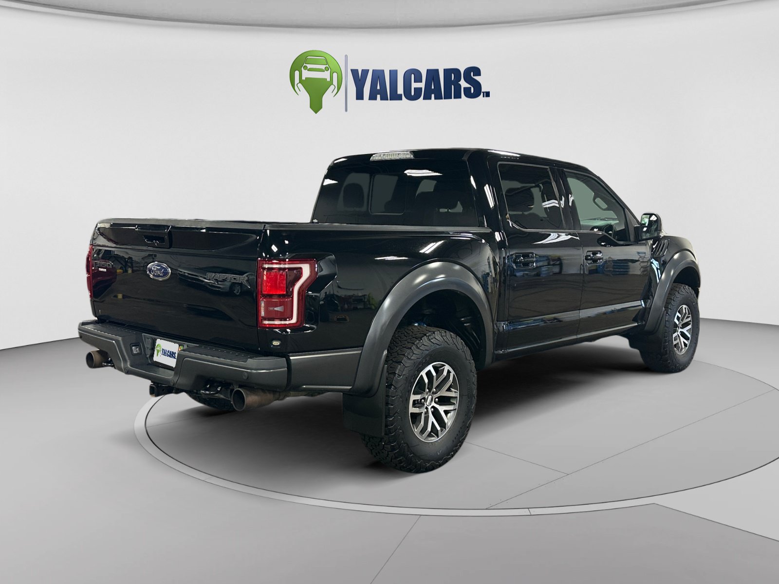 Used 2017 Ford F150 Raptor w/ Equipment Group 802A Luxury AWD/4WD image 5