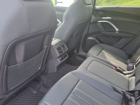 Used 2025 Audi Q5 Premium Plus AWD/4WD image 10