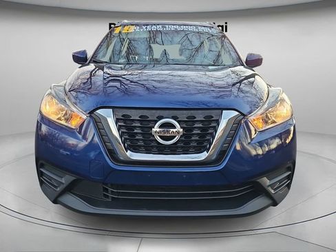 Used 2019 Nissan Kicks SV image 5