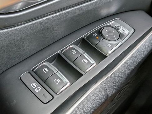 New 2026 Kia Sorento LX FWD image 25