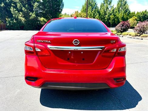 Used 2019 Nissan Sentra SV FWD image 6