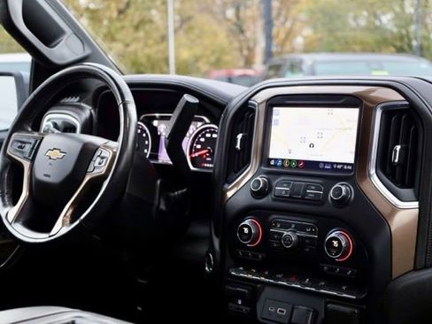 Used 2020 Chevrolet Silverado 1500 High Country image 30