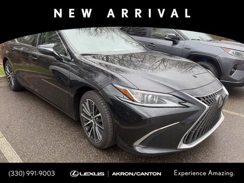Used 2023 Lexus ES 350 Luxury w/ Accessory Package (Z1) image 3