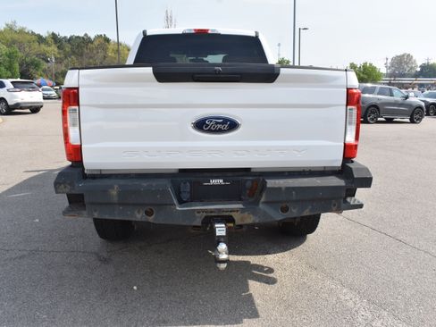 Used 2019 Ford F250 XLT w/ FX4 Off-Road Package image 8