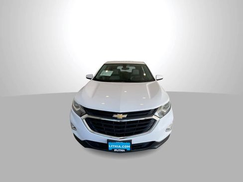 Used 2019 Chevrolet Equinox LT image 3