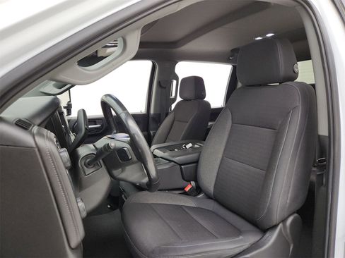 Used 2021 Chevrolet Silverado 2500 LT w/ Convenience Package image 5