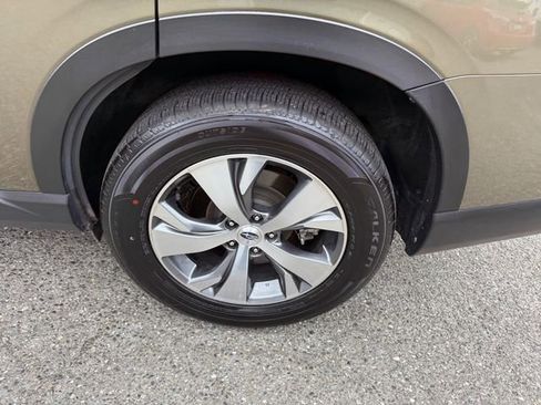 Certified 2023 Subaru Ascent Premium w/ Convenience Package AWD/4WD image 23