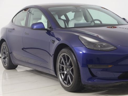 Used 2021 Tesla Model 3 Long Range image 40