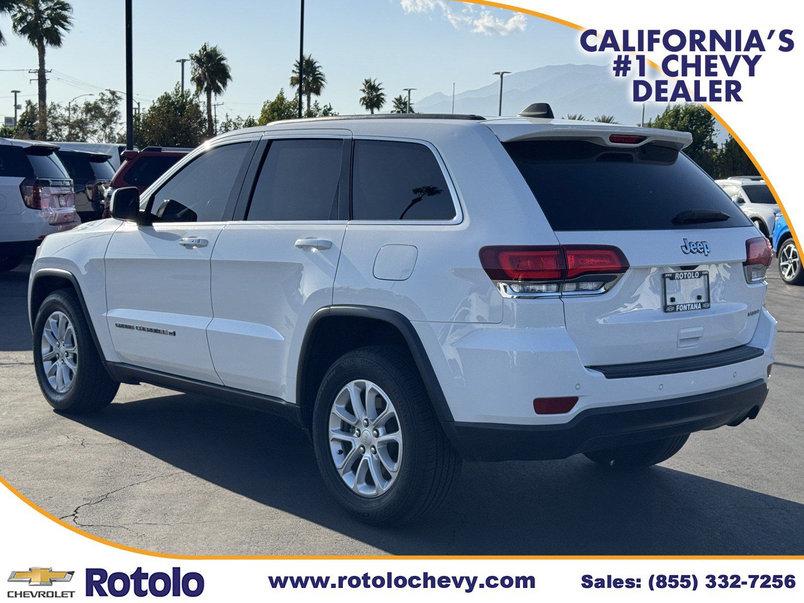 Used 2022 Jeep Grand Cherokee Laredo E RWD image 4