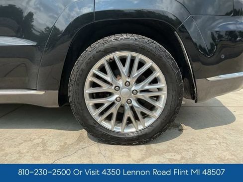 Used 2018 Jeep Grand Cherokee Summit AWD/4WD image 33
