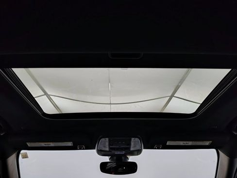 Used 2021 Jeep Grand Cherokee Limited AWD/4WD image 5