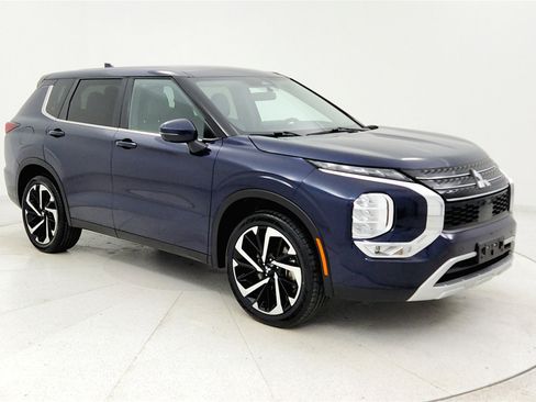 Used 2024 Mitsubishi Outlander FWD image 6