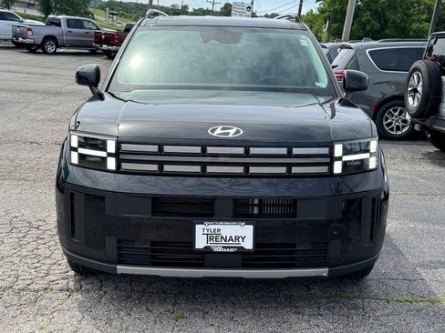 Used 2025 Hyundai Santa Fe SEL FWD image 11