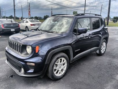 Used 2019 Jeep Renegade Latitude w/ Safety & Security Group II