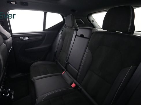 Used 2023 Volvo XC40 Recharge Plus AWD/4WD image 24