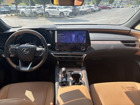 Used 2025 Lexus RX 350 Premium w/ Convenience Package AWD/4WD image 29