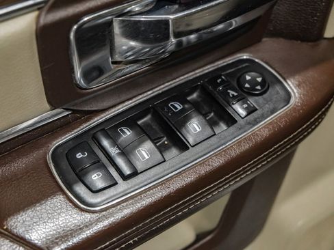 Used 2015 RAM 2500 Laramie w/ Convenience Group AWD/4WD image 43